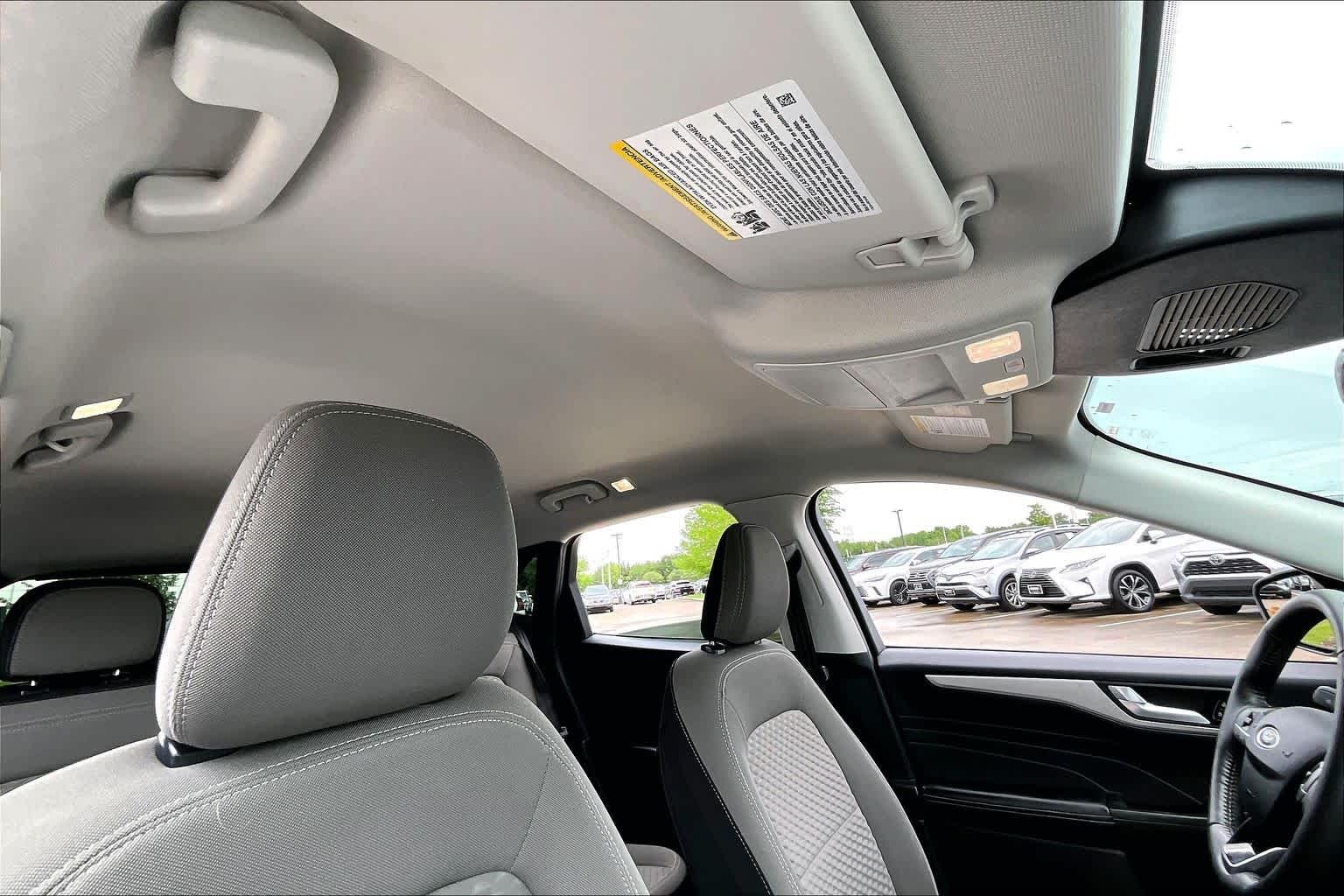 2021 Ford Escape SE Oxford White at Mac Haik Ford