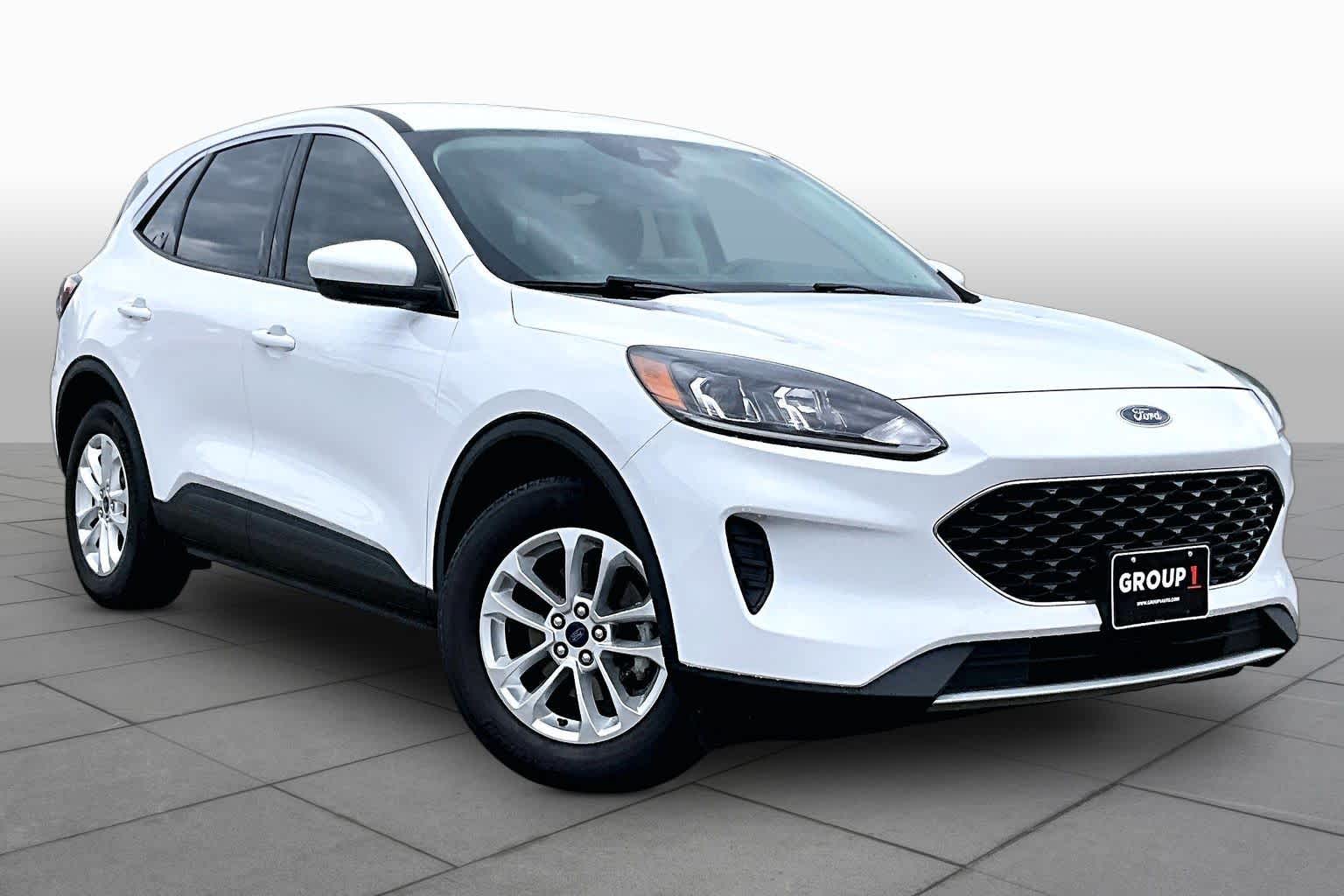 2021 Ford Escape SE Oxford White at Mac Haik Ford