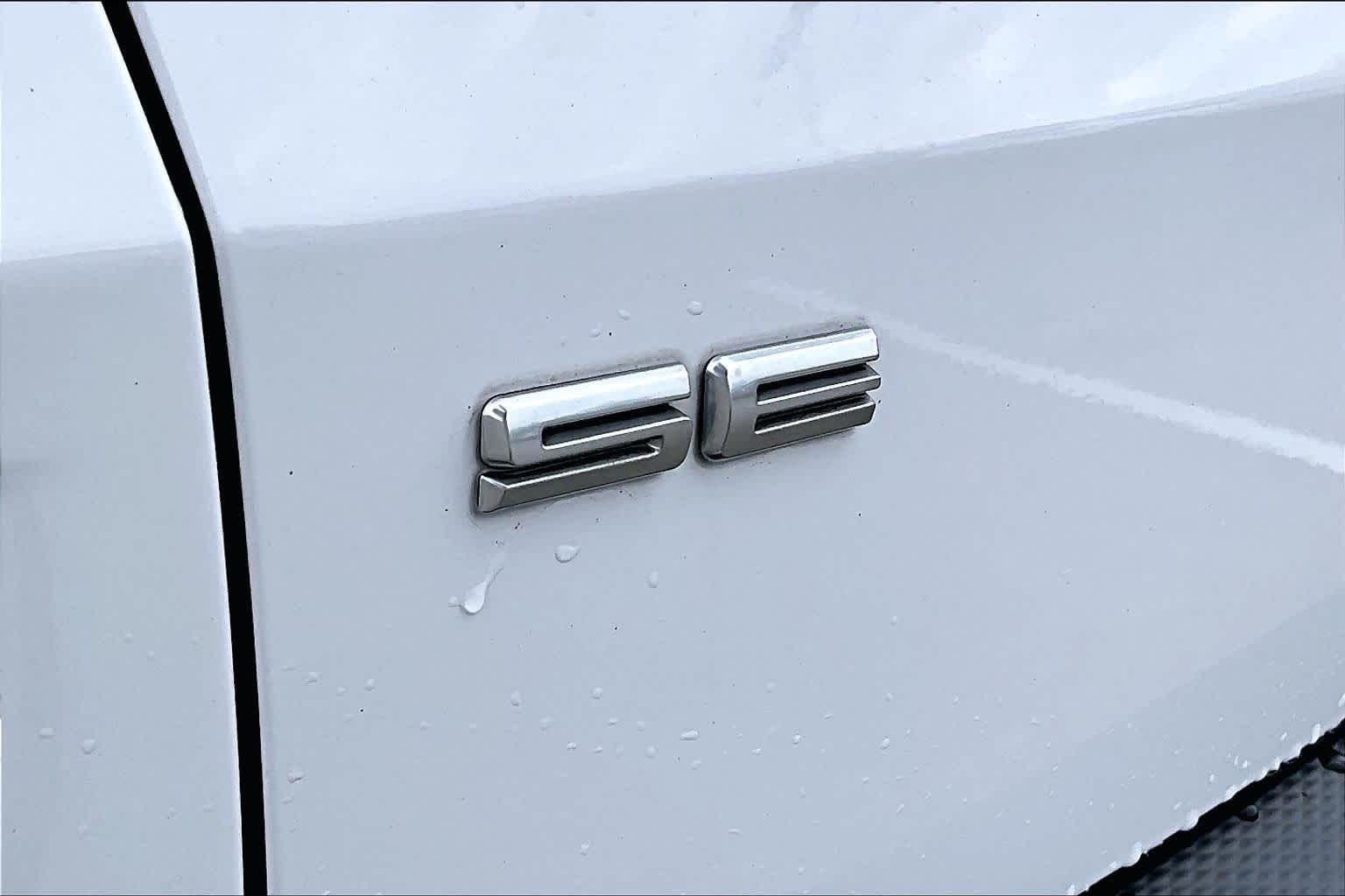 2021 Ford Escape SE Oxford White at Mac Haik Ford