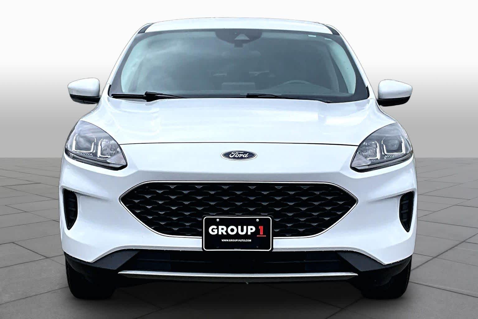 2021 Ford Escape SE Oxford White at Mac Haik Ford