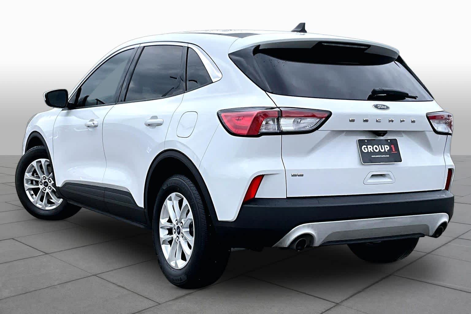 2021 Ford Escape SE Oxford White at Mac Haik Ford