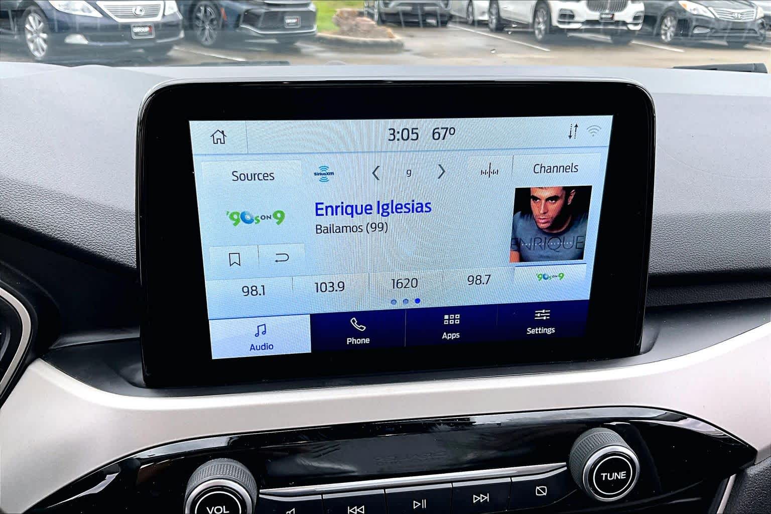2021 Ford Escape SE Oxford White at Mac Haik Ford