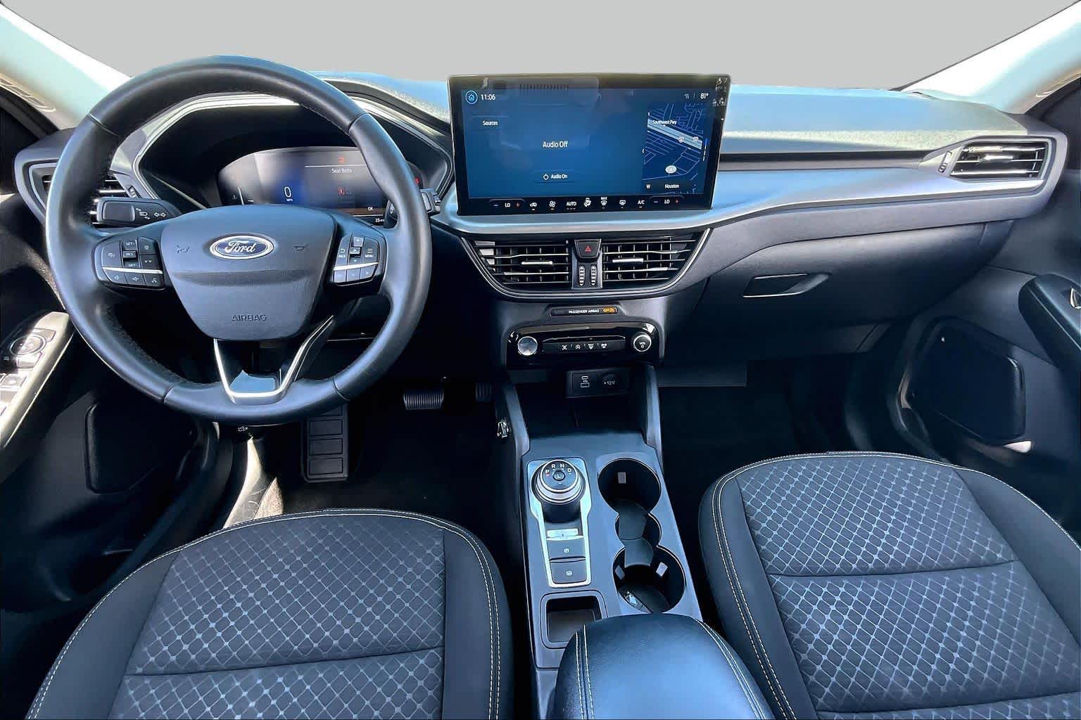 2023 Ford Escape Active Oxford White at Beck & Masten Kia