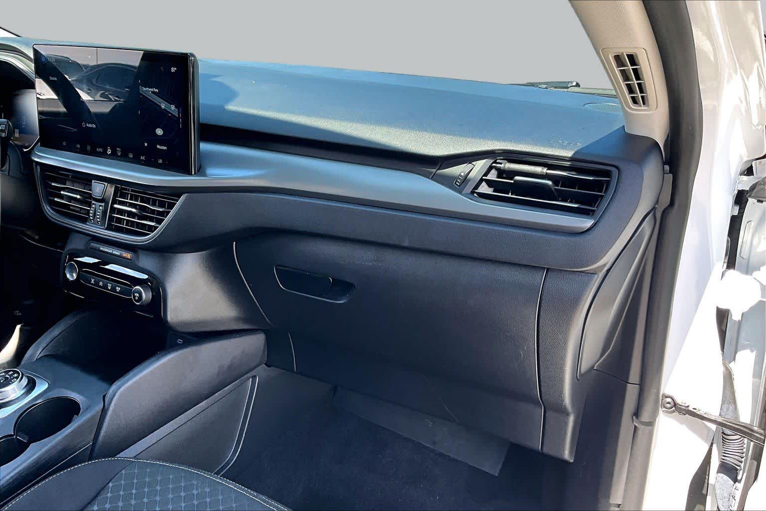 2023 Ford Escape Active Oxford White at Beck & Masten Kia