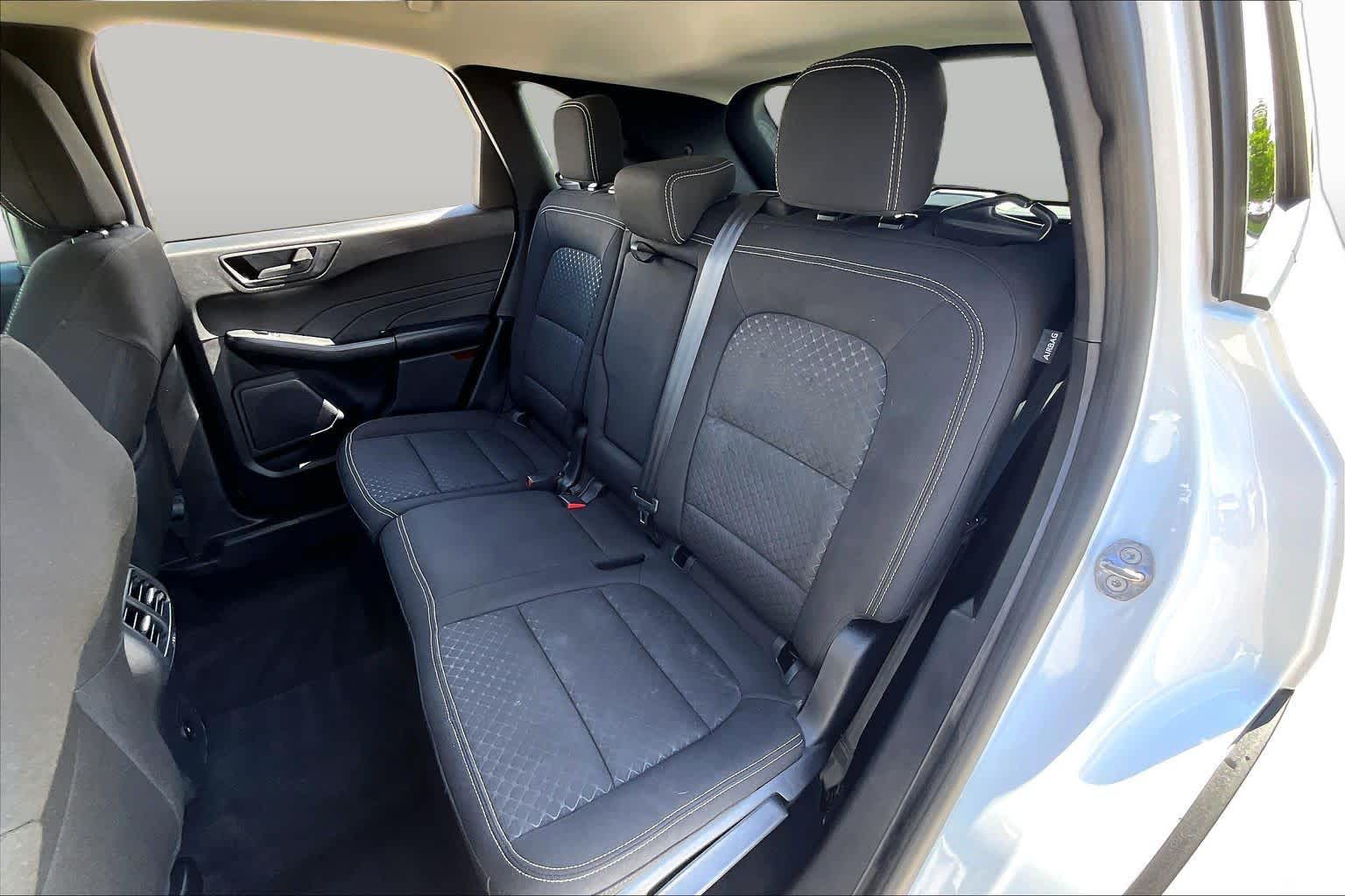 2023 Ford Escape Active Oxford White at Beck & Masten Kia