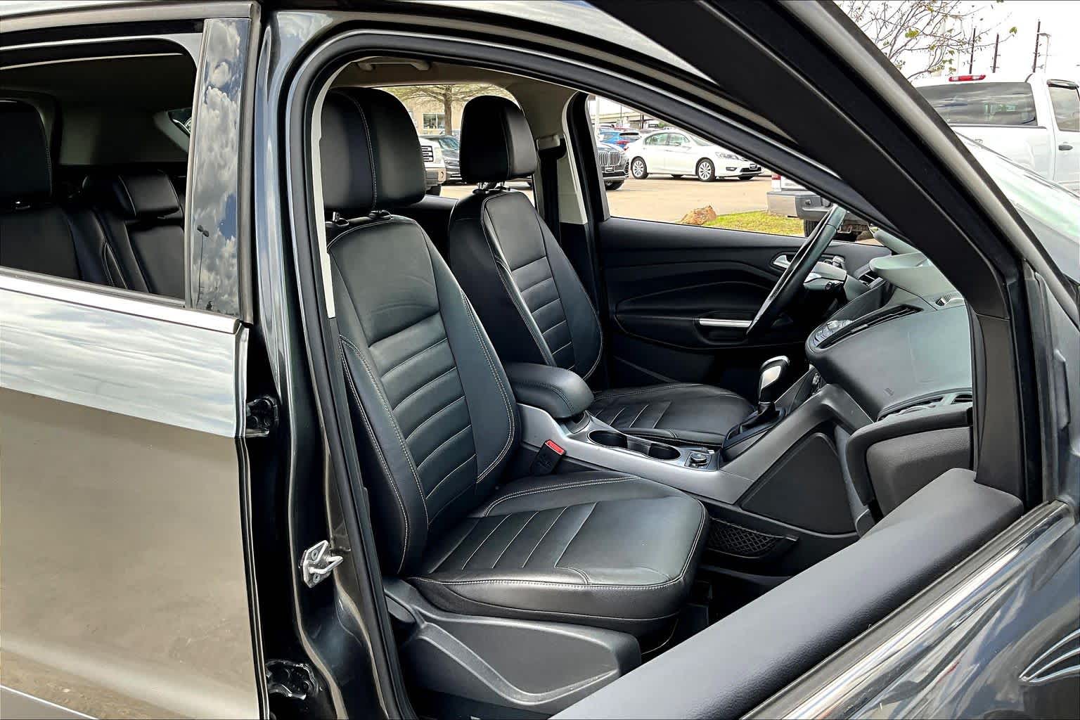 2016 Ford Escape SE Magnetic at Baytown Ford