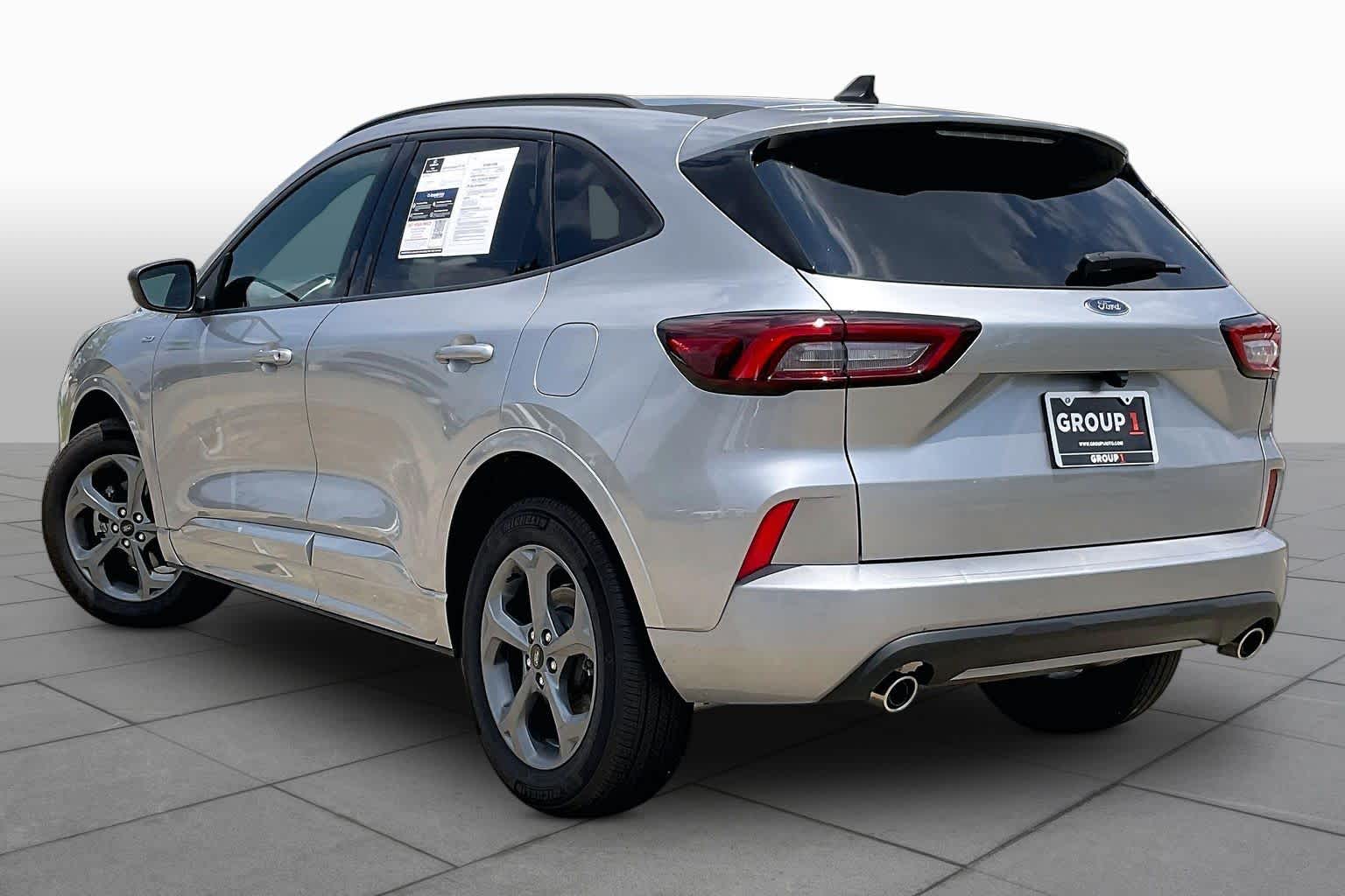 2023 Ford Escape ST-Line - 10