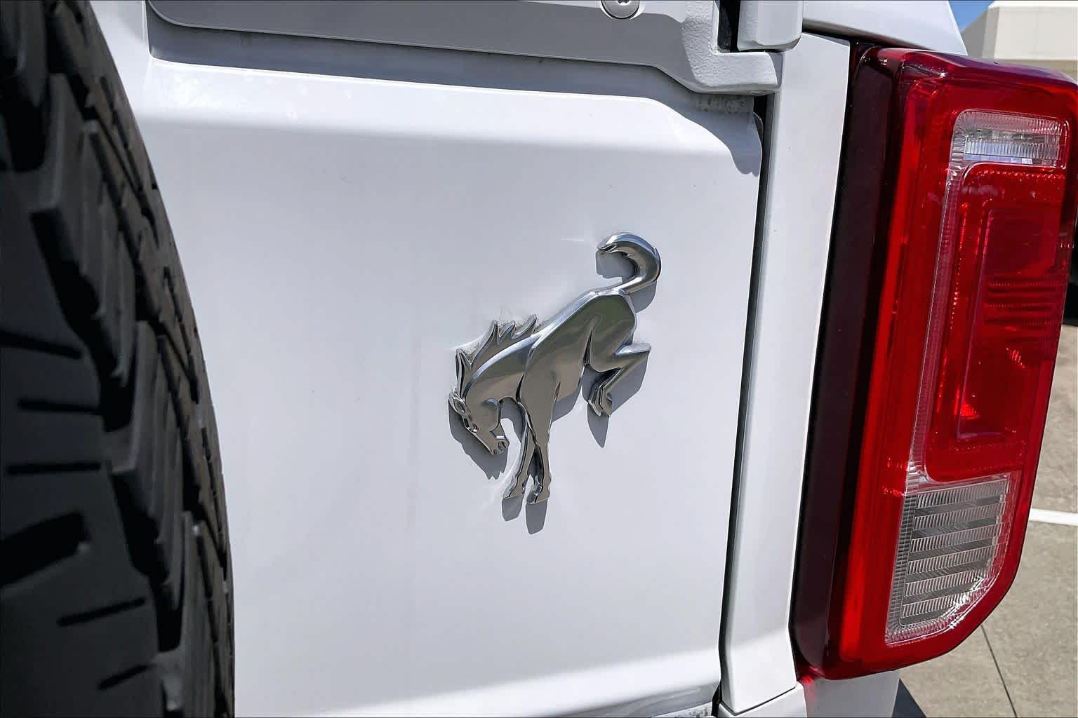 2025 Ford Bronco Big Bend Oxford White at Group 1 GMC Buick South