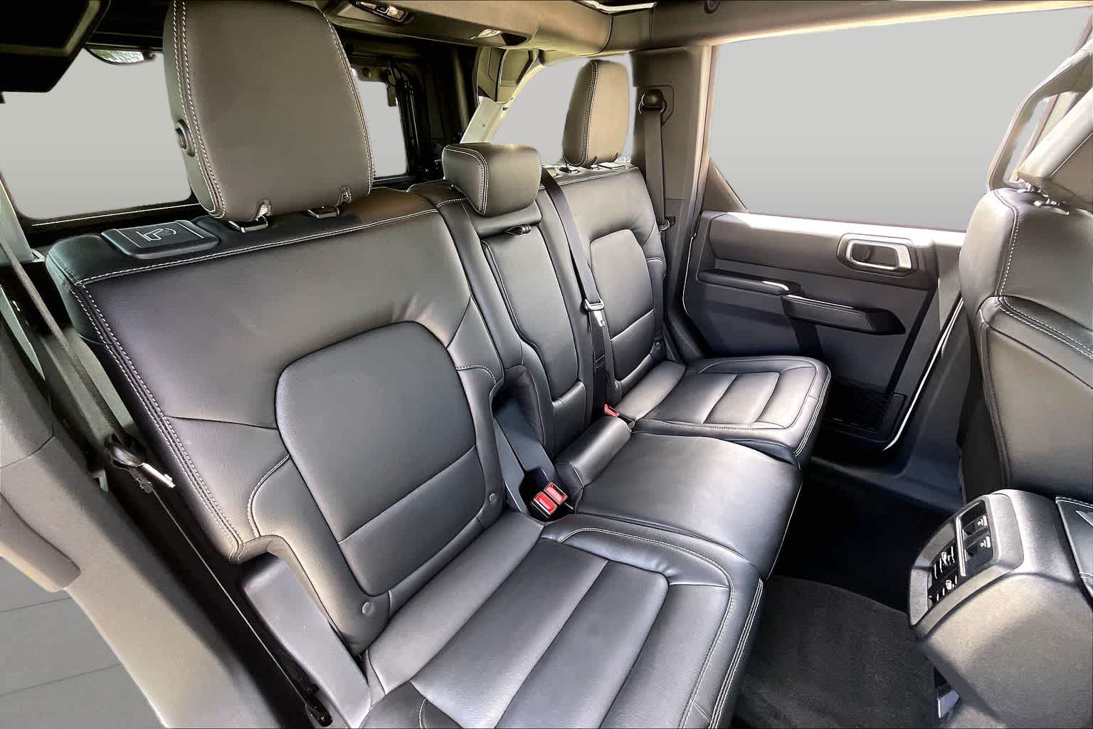 2025 Ford Bronco Big Bend Oxford White at Group 1 GMC Buick South