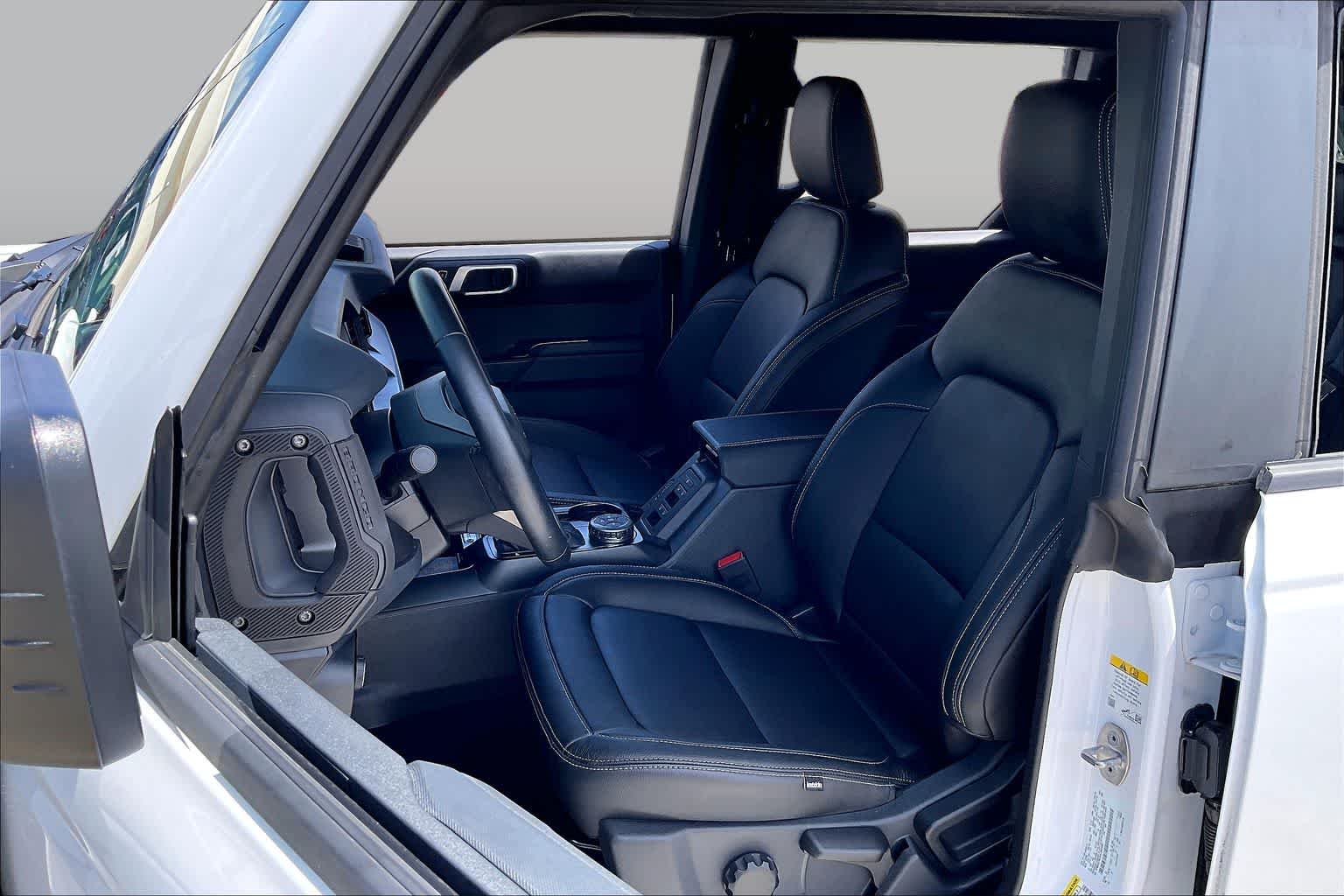 2025 Ford Bronco Big Bend Oxford White at Group 1 GMC Buick South