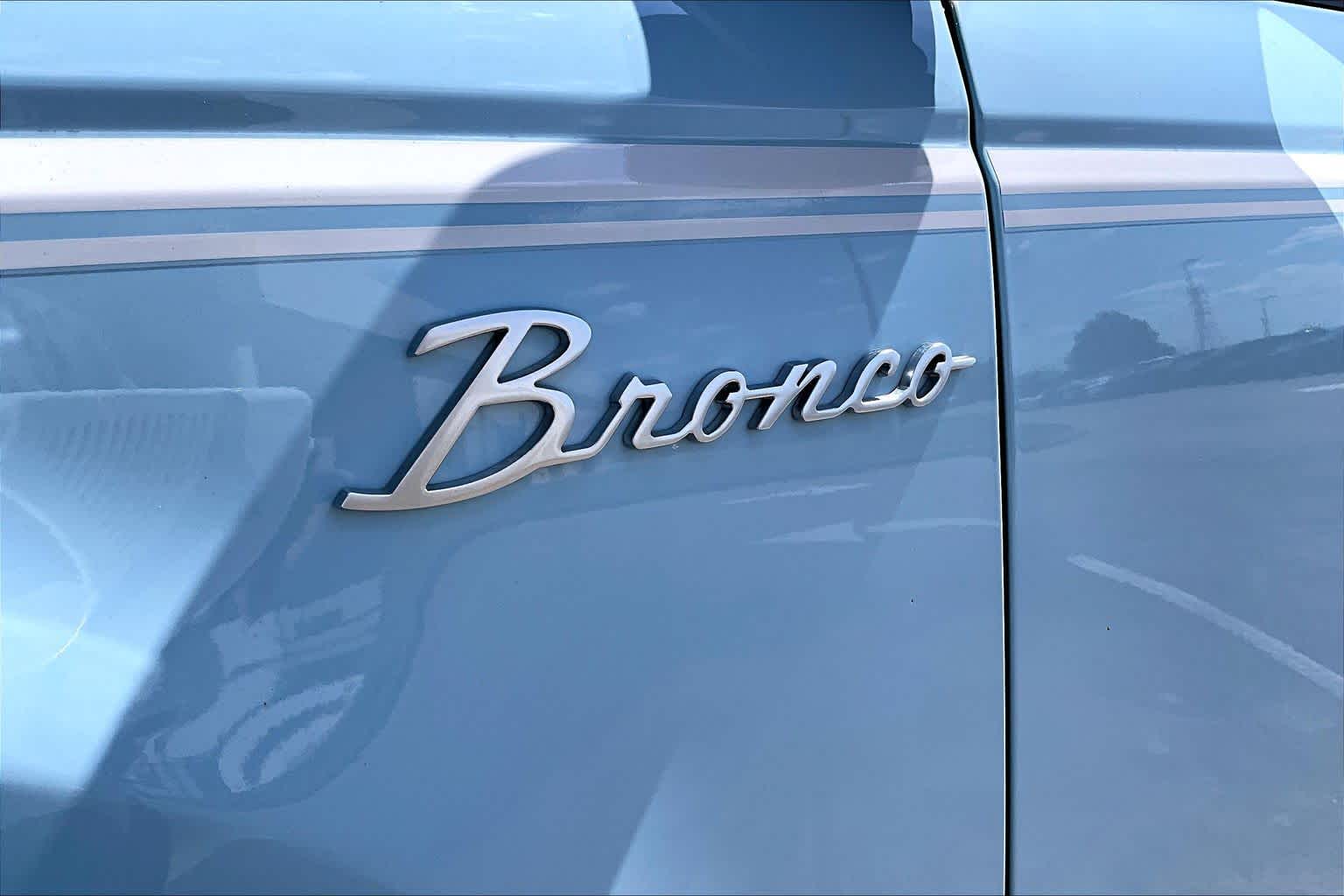 2024 Ford Bronco photo 27 of 33
