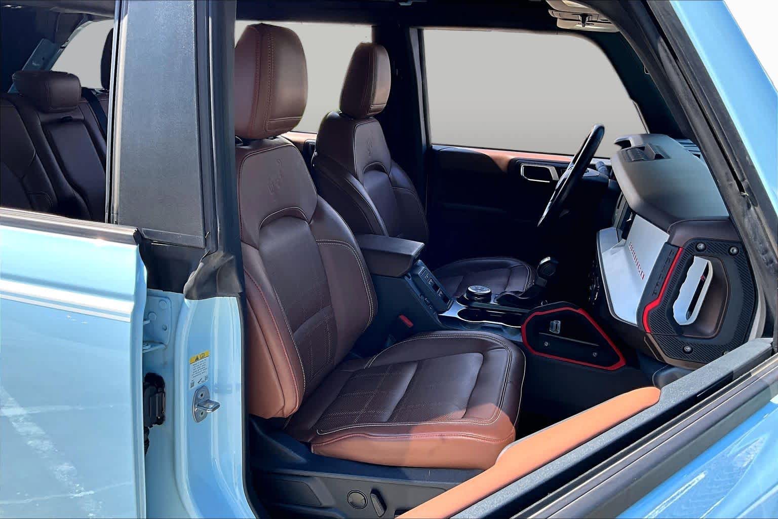 2024 Ford Bronco photo 8 of 33