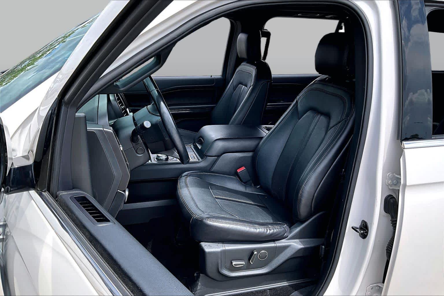 2019 Ford Expedition Limited White Platinum Metallic Tri-Coat at Lexus of Clear Lake
