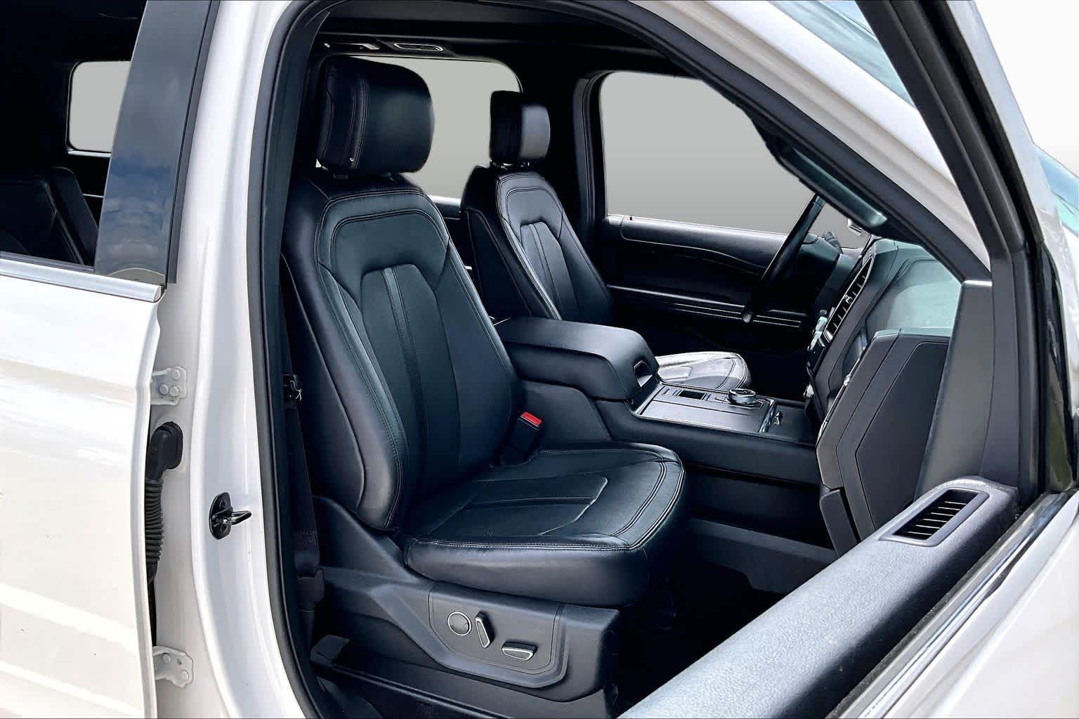 2019 Ford Expedition Limited White Platinum Metallic Tri-Coat at Lexus of Clear Lake