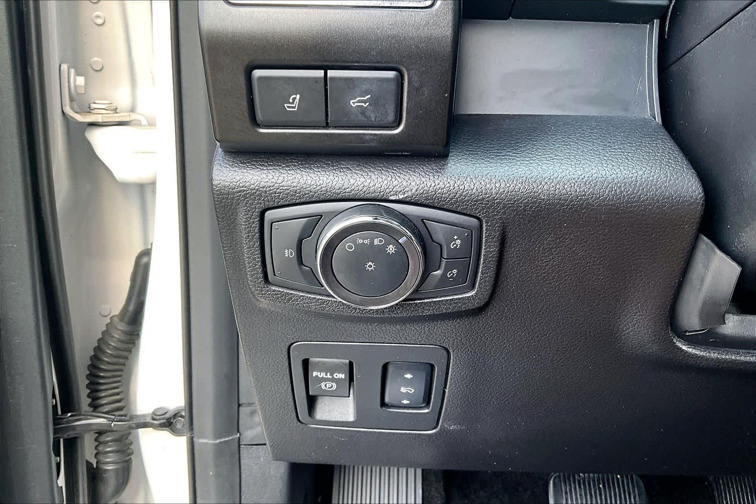 2018 Ford Expedition Limited White Platinum Metallic Tri-Coat at Texan GMC Buick