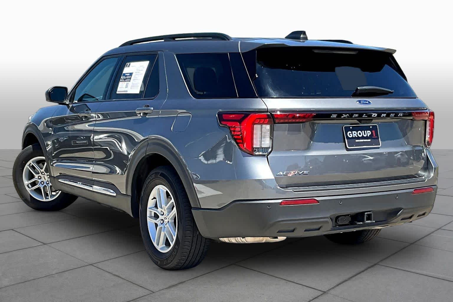 2025 Ford Explorer Active - 10