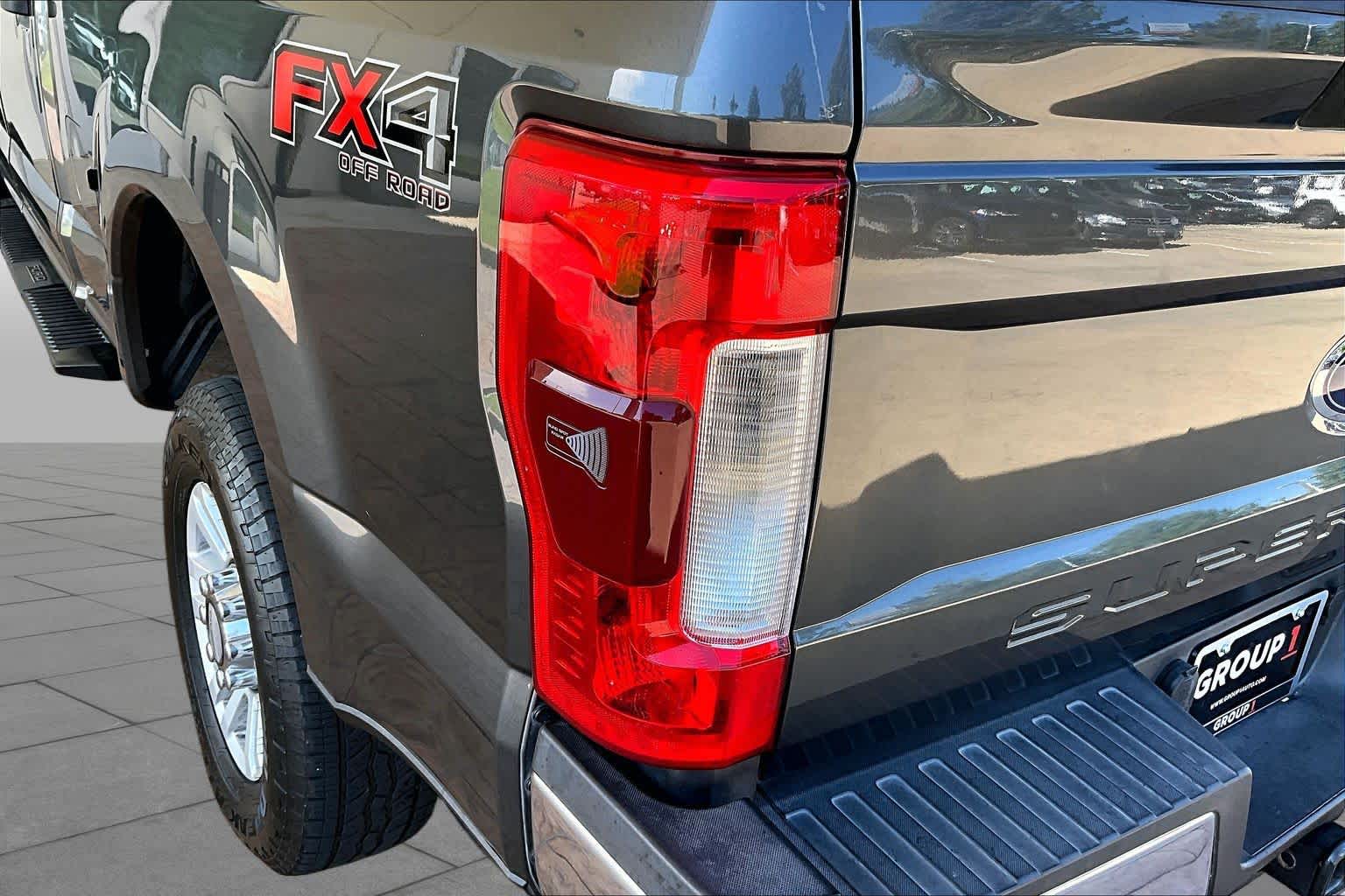 2018 Ford Super Duty F-250 Pickup photo 27 of 35