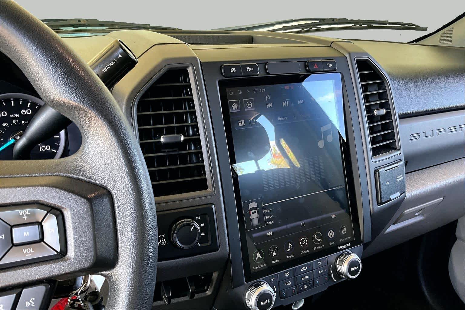 2018 Ford Super Duty F-250 Pickup photo 6 of 35