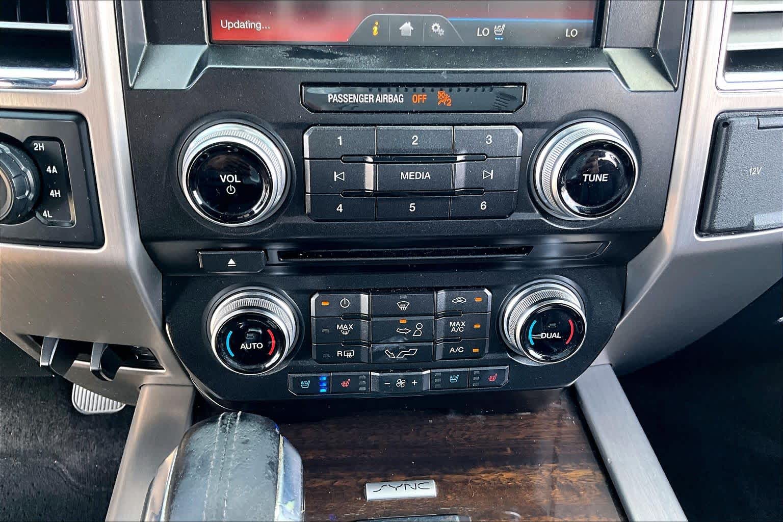 2015 Ford F-150 Platinum White Platinum Metallic Tri-Coat at Auto Boutique Texas