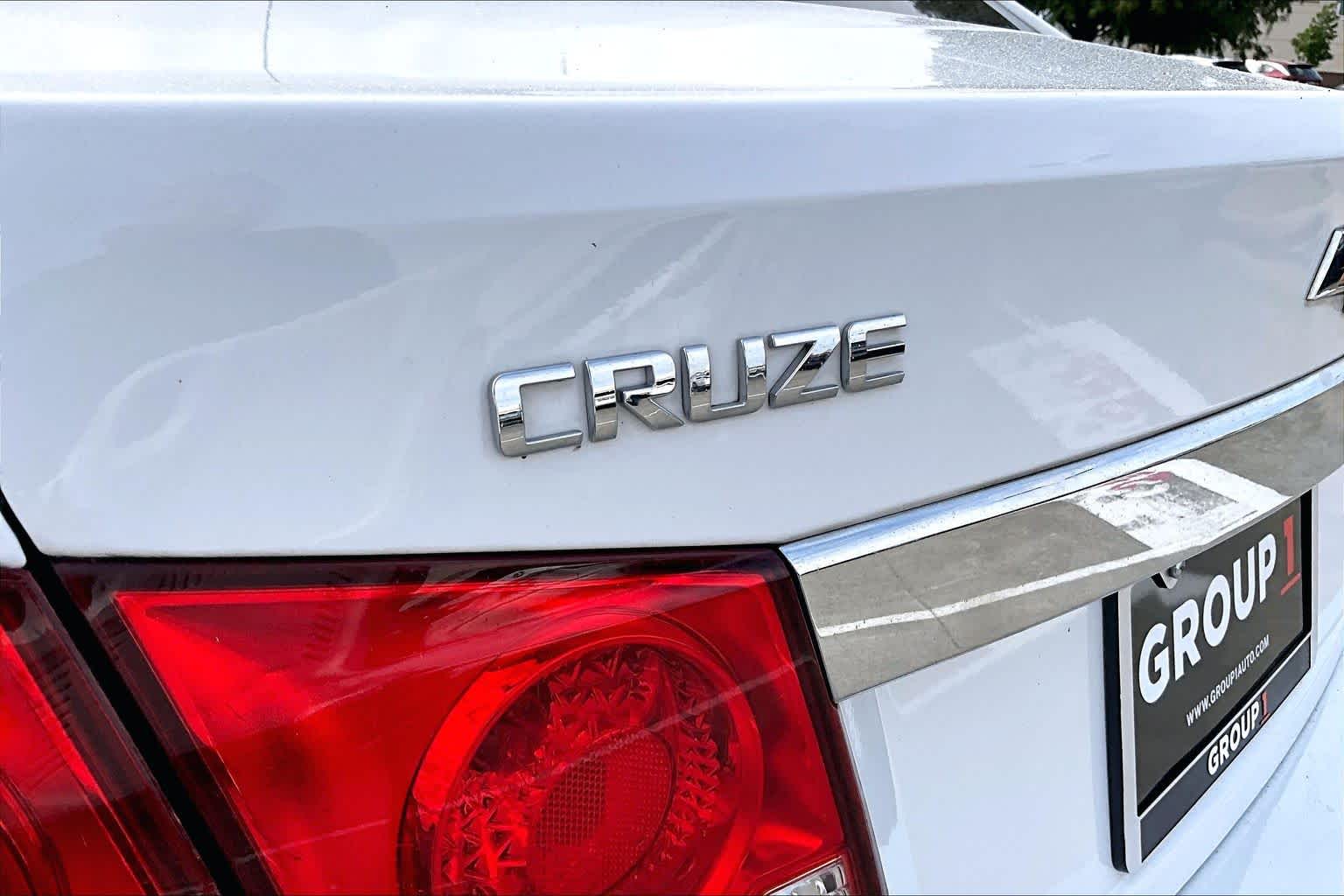 2014 Chevrolet Cruze photo 27 of 33