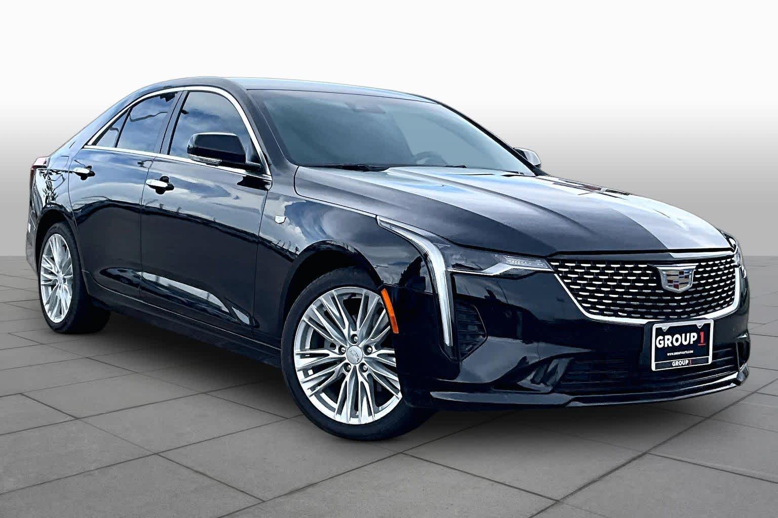 2024 Cadillac CT4 photo 3 of 35
