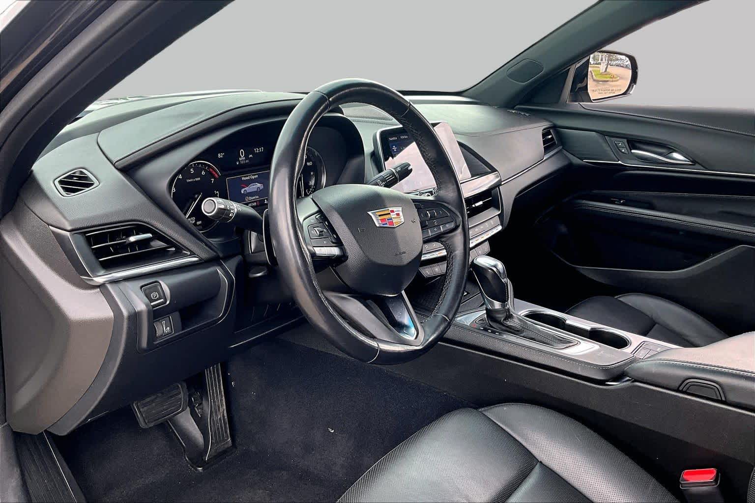 2024 Cadillac CT4 photo 16 of 35