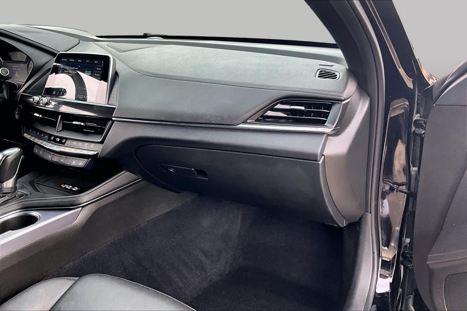 2024 Cadillac CT4 photo 17 of 35