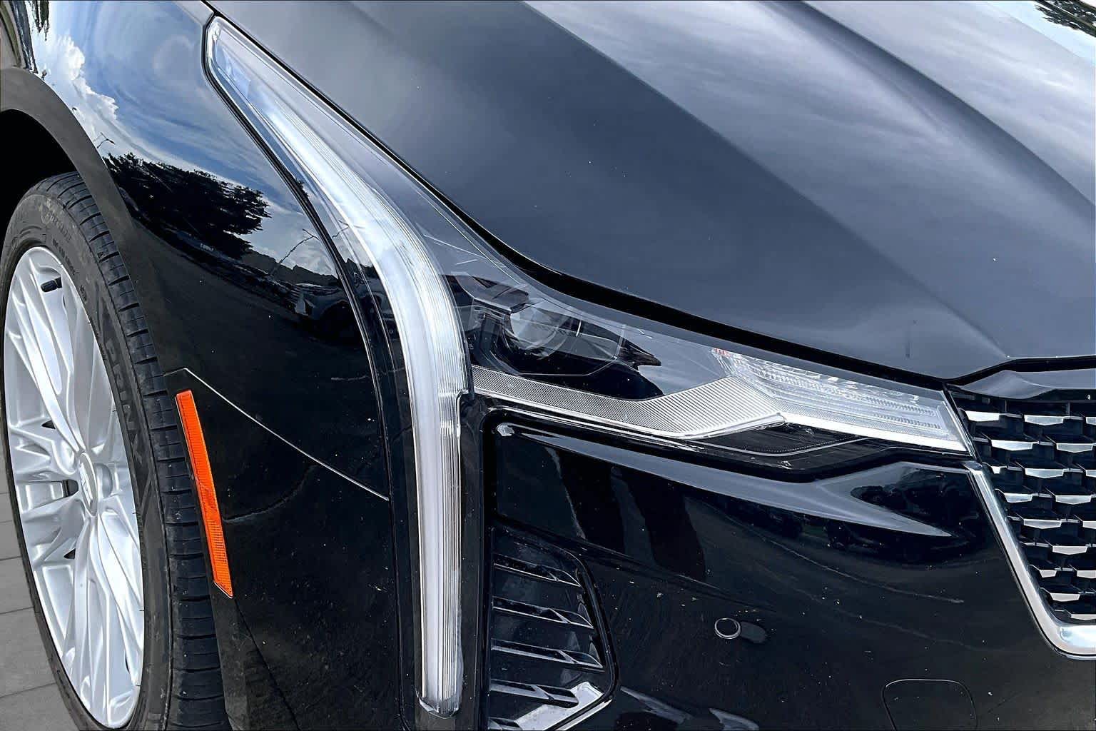 2024 Cadillac CT4 photo 26 of 35
