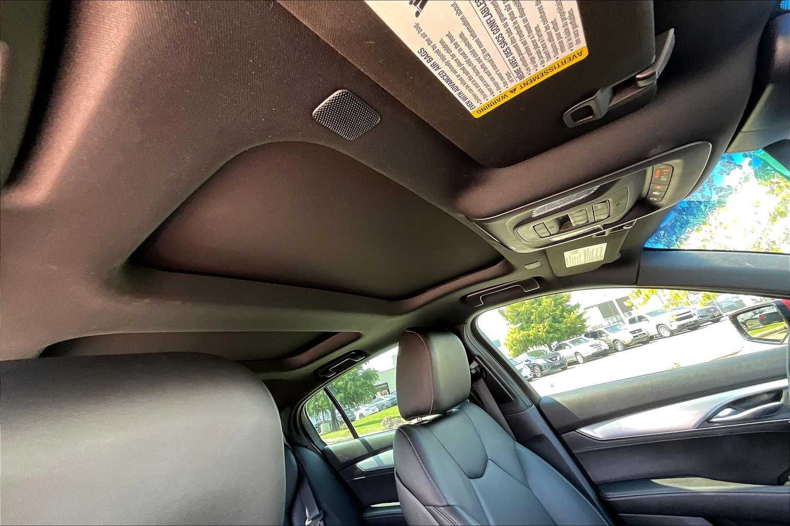 2021 Cadillac CT5 Luxury - 11