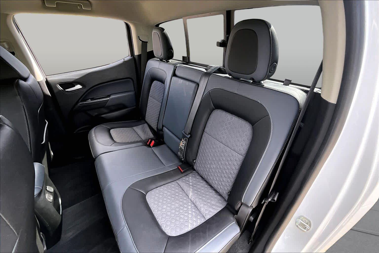 2021 Chevrolet Colorado photo 19 of 35