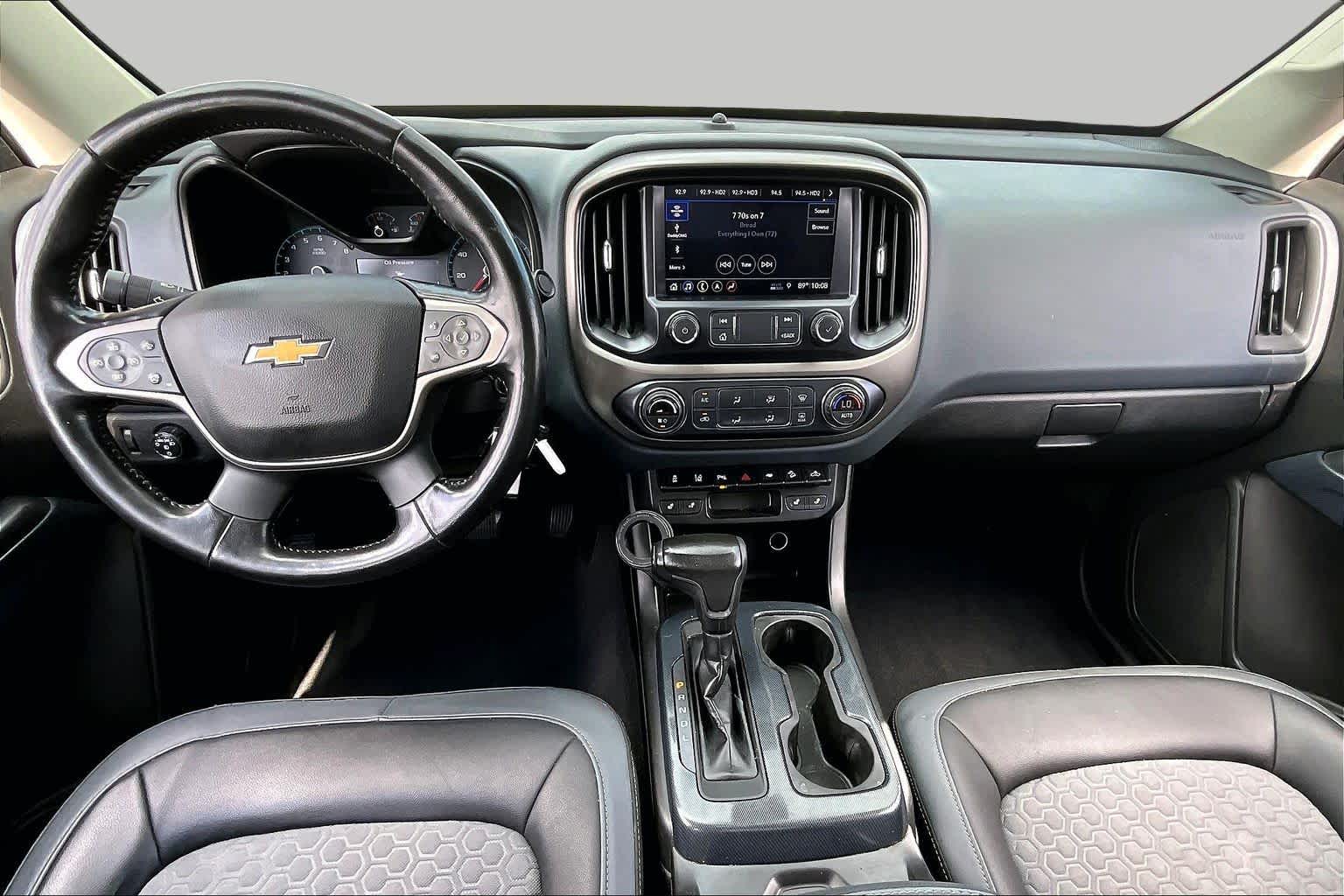 2021 Chevrolet Colorado photo 14 of 35
