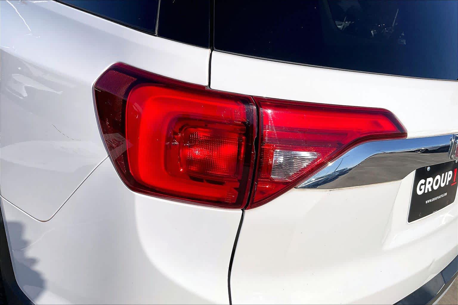 2017 GMC Acadia SLE Summit White at Robbins Nissan