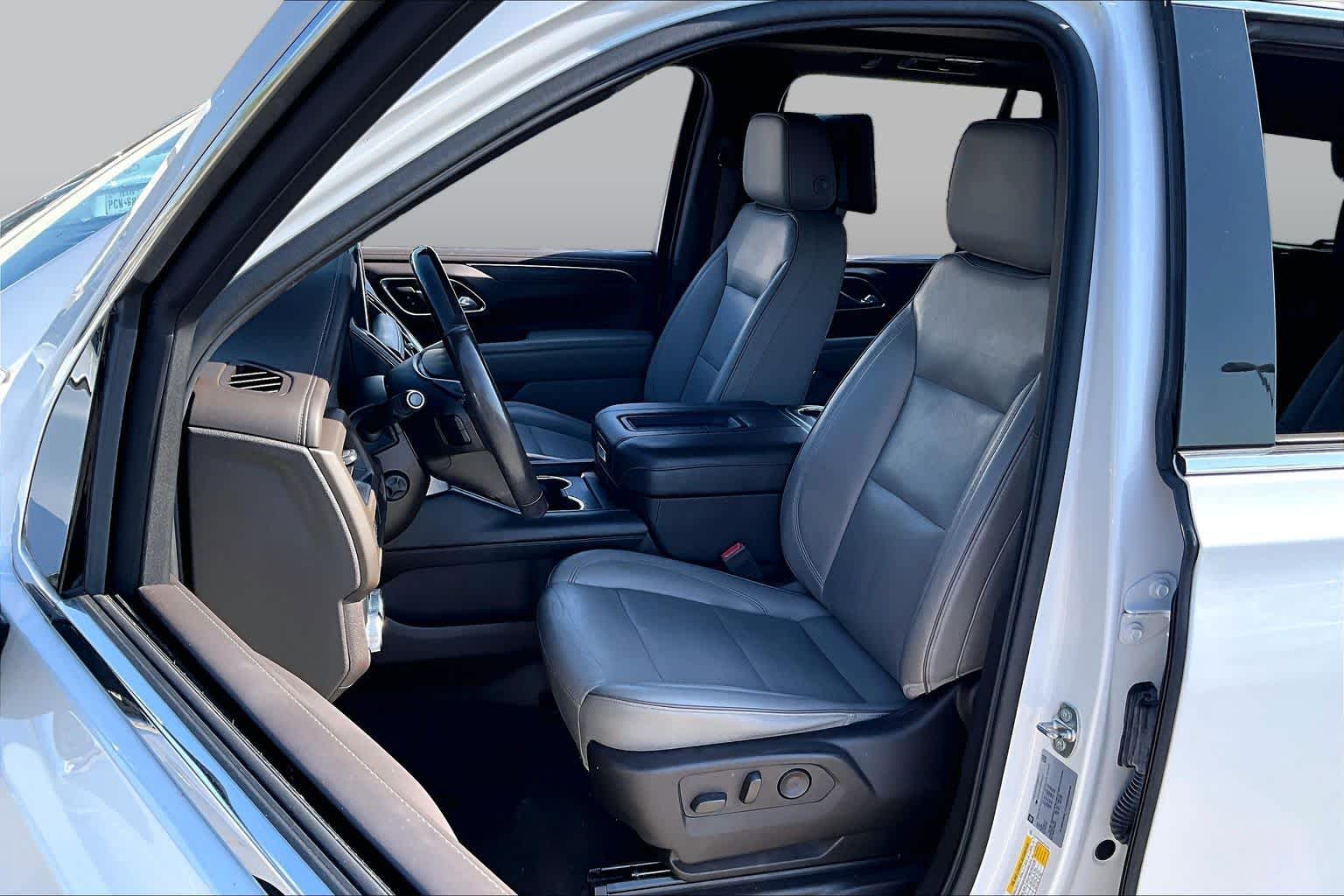 2021 GMC Yukon SLT White Frost Tricoat at Lone Star Chevrolet