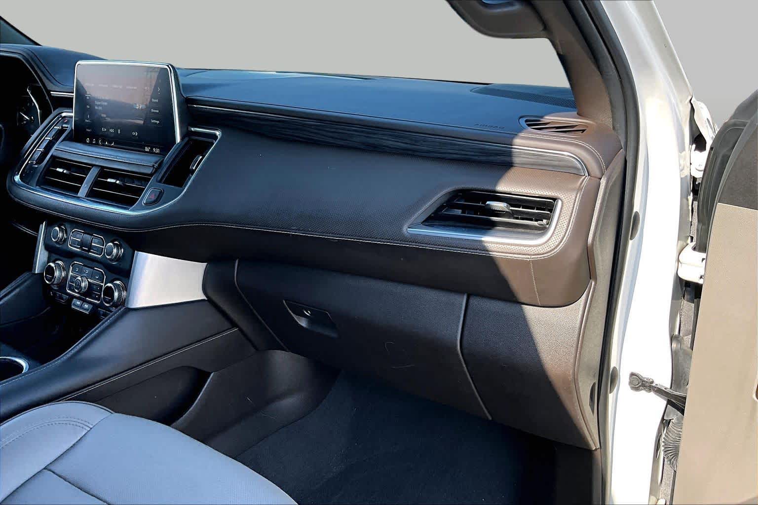 2021 GMC Yukon SLT White Frost Tricoat at Lone Star Chevrolet