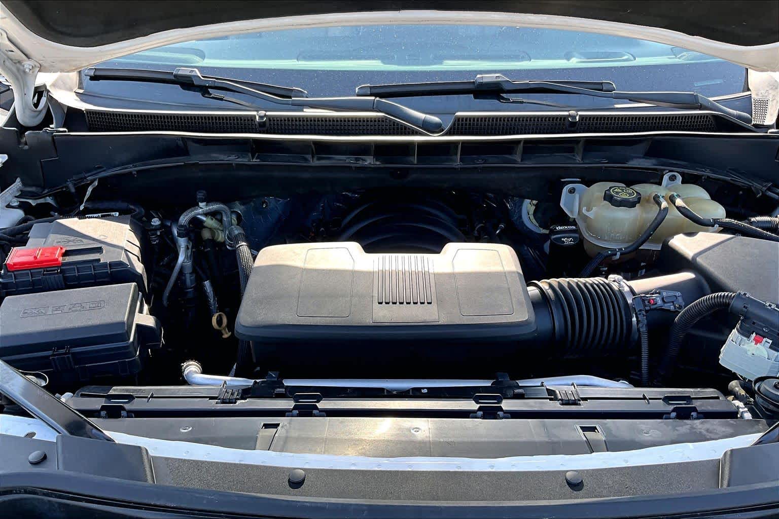 2021 GMC Yukon SLT White Frost Tricoat at Lone Star Chevrolet