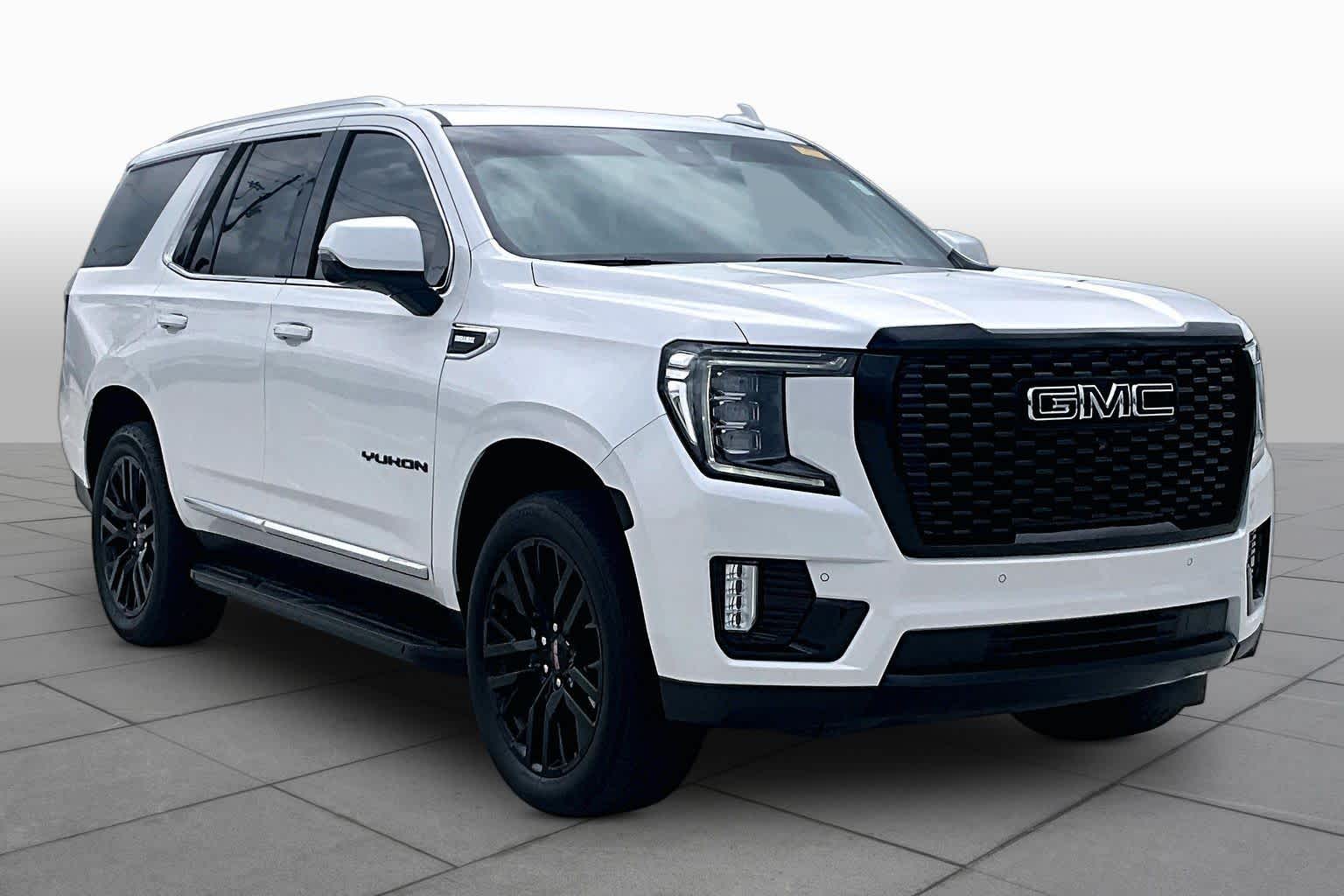 2024 GMC Yukon SLT White Frost Tricoat at Beck & Masten Kia