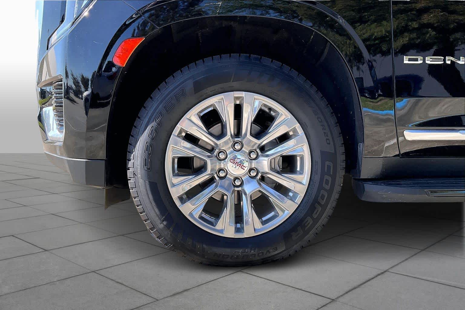 2023 GMC Yukon Denali Onyx Black at Sterling McCall Acura