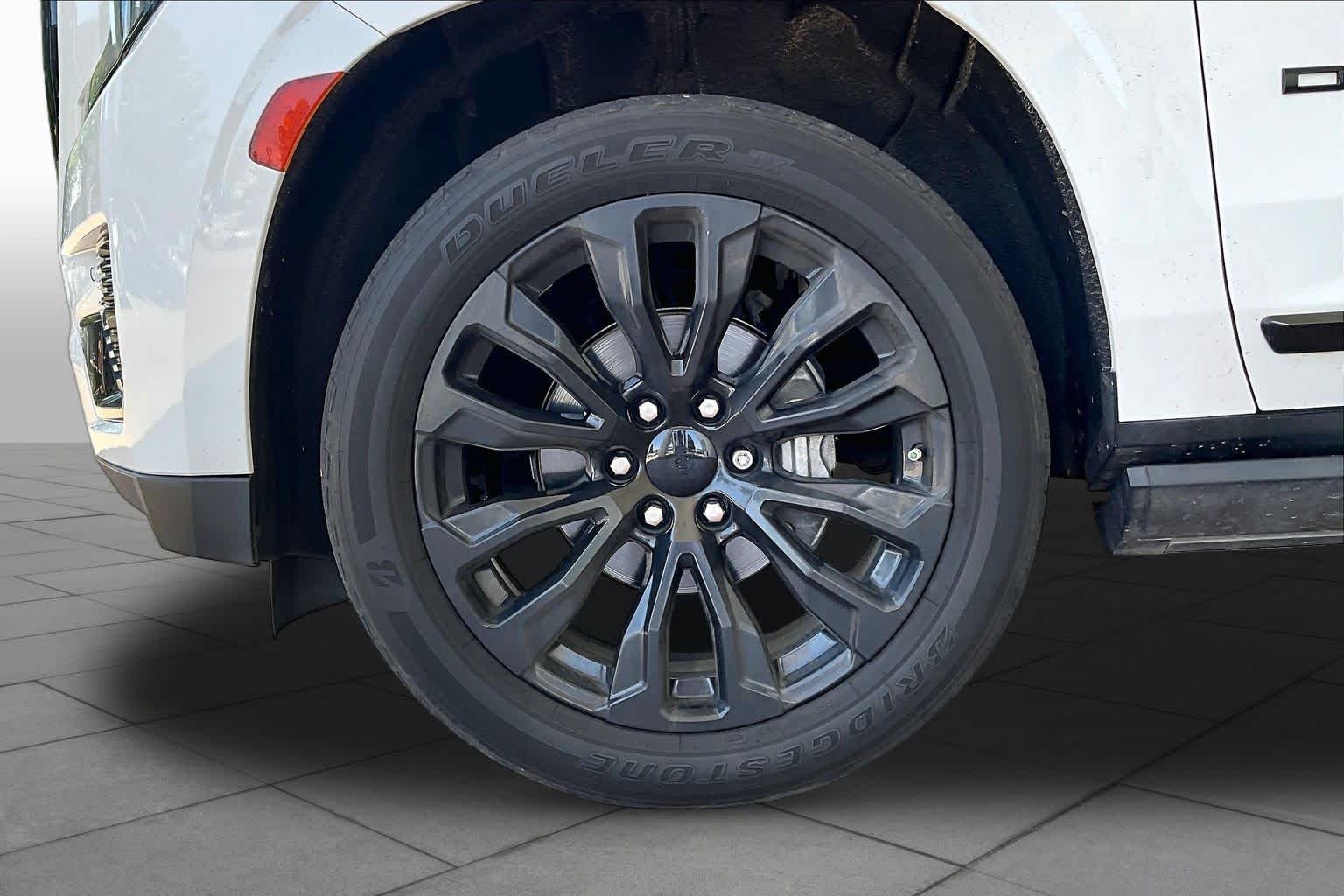 2021 GMC Yukon Denali Denali Summit White at Texan Dodge Chrysler Jeep Ram