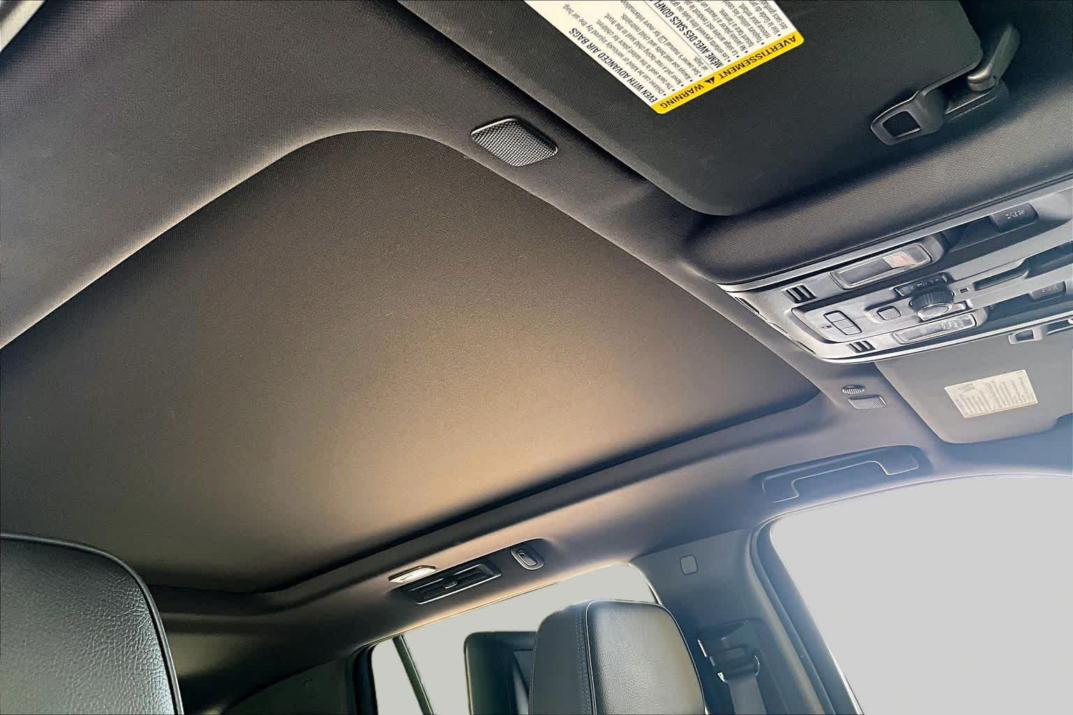 2021 GMC Yukon Denali Denali Summit White at Texan Dodge Chrysler Jeep Ram