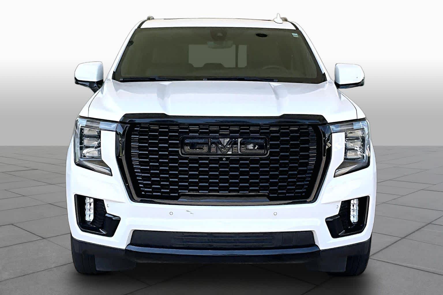 2021 GMC Yukon Denali Denali Summit White at Texan Dodge Chrysler Jeep Ram