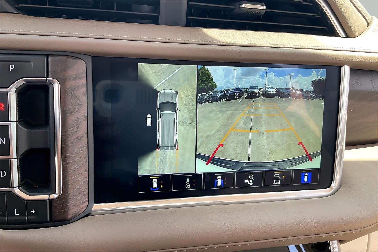 2024 GMC Yukon Denali Denali White Frost Tricoat at Group 1 GMC Buick South