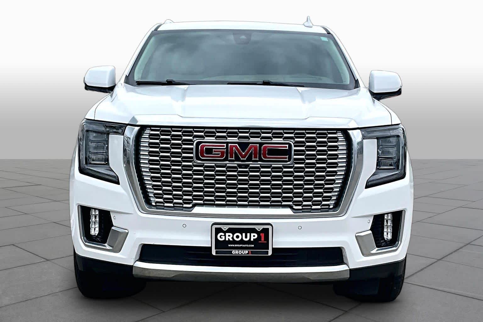 2022 GMC Yukon Denali Denali Summit White at Lexus Southwest Houston
