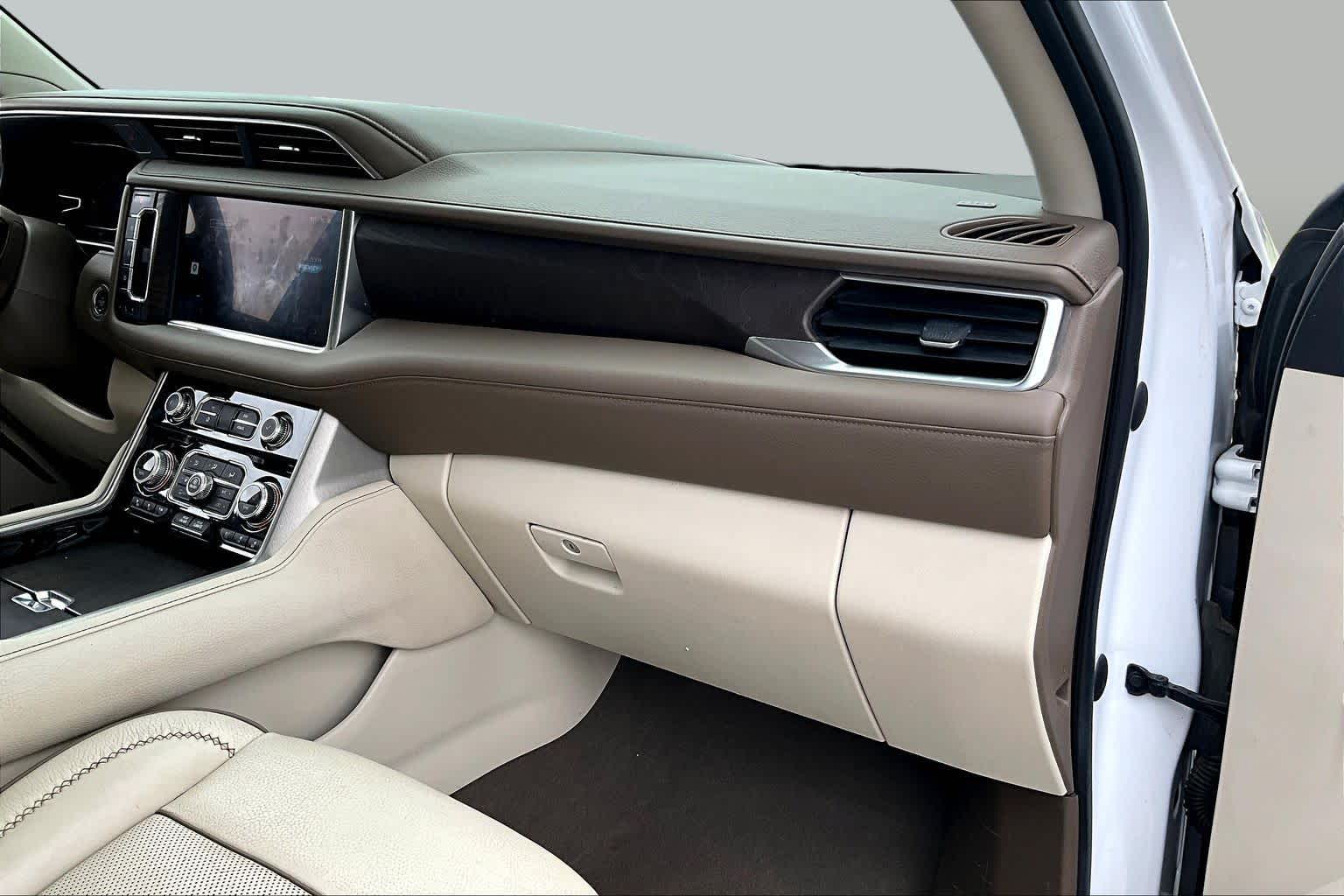 2022 GMC Yukon Denali Denali Summit White at Lexus Southwest Houston