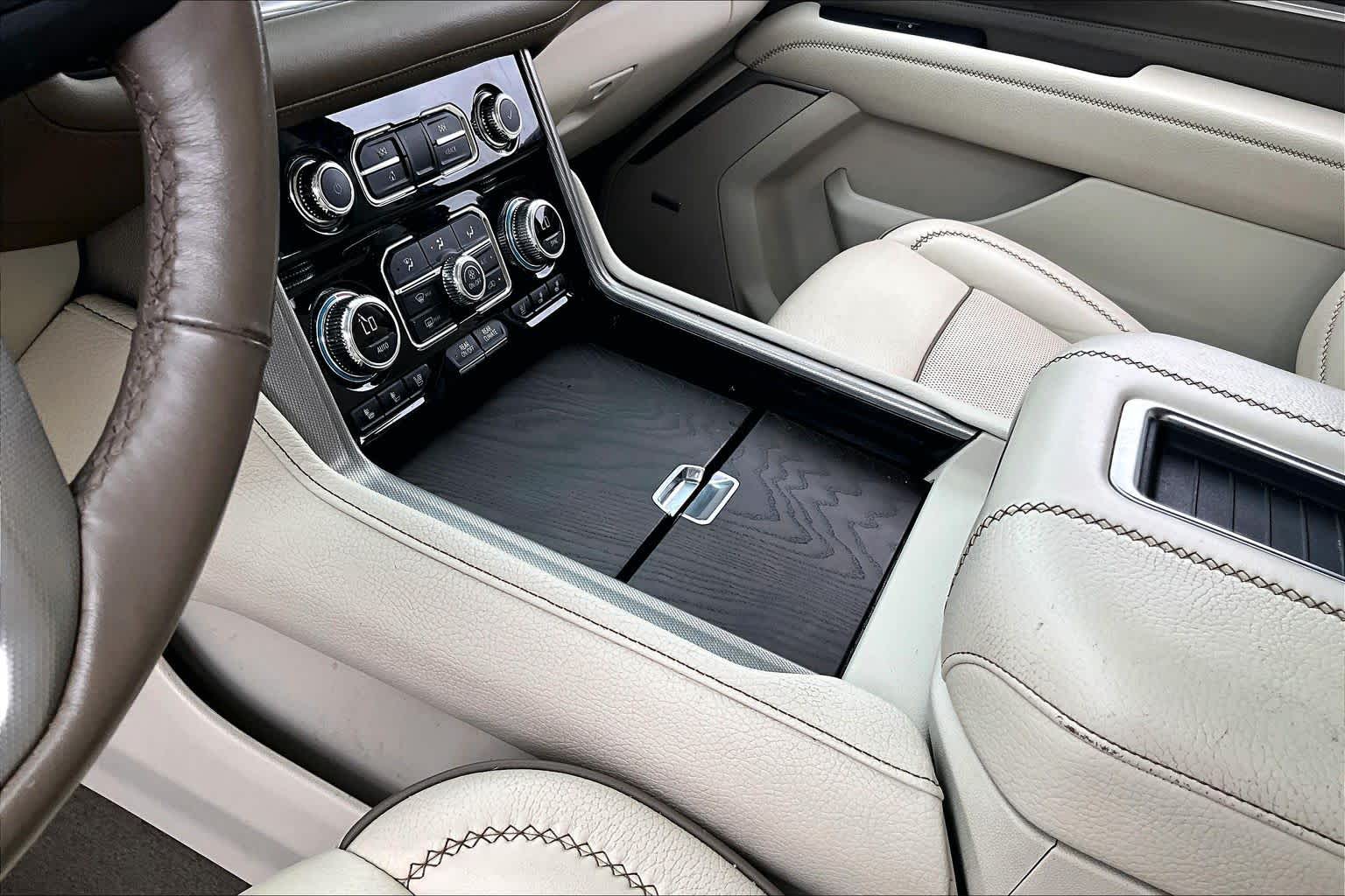 2022 GMC Yukon Denali Denali Summit White at Lexus Southwest Houston