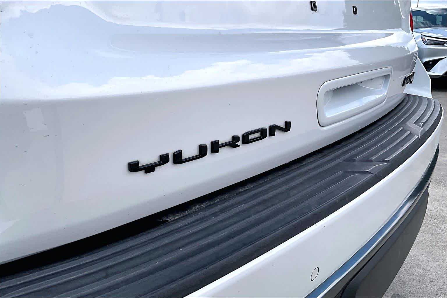 2022 GMC Yukon AT4 White Frost Tricoat at Mac Haik Ford