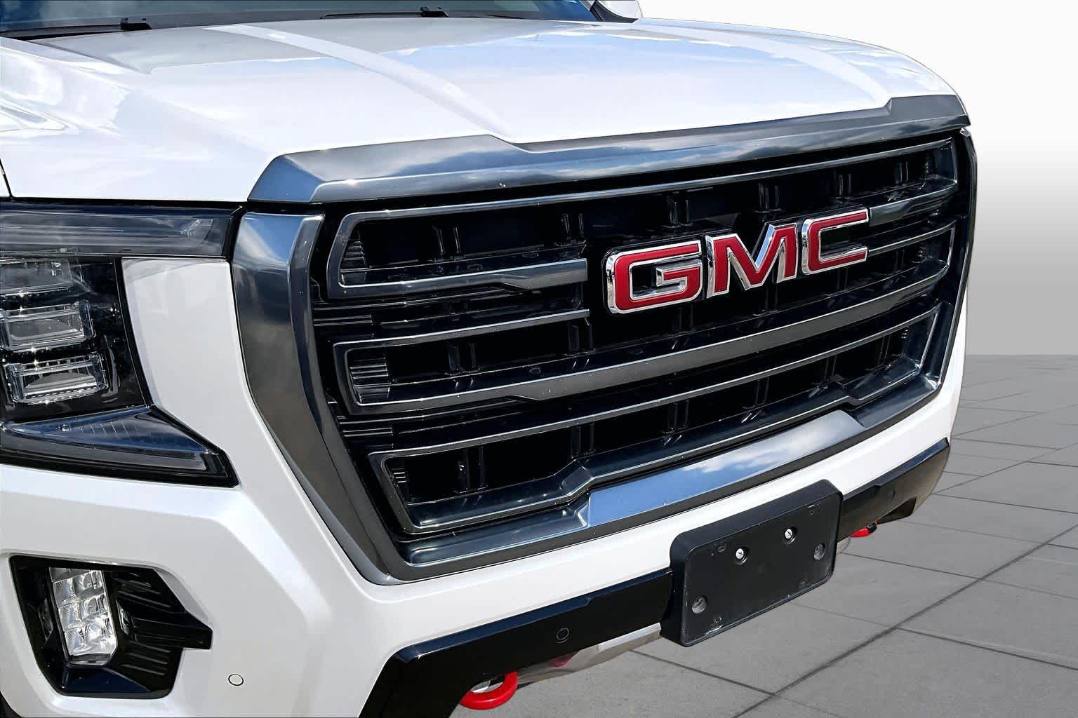 2022 GMC Yukon AT4 White Frost Tricoat at Mac Haik Ford