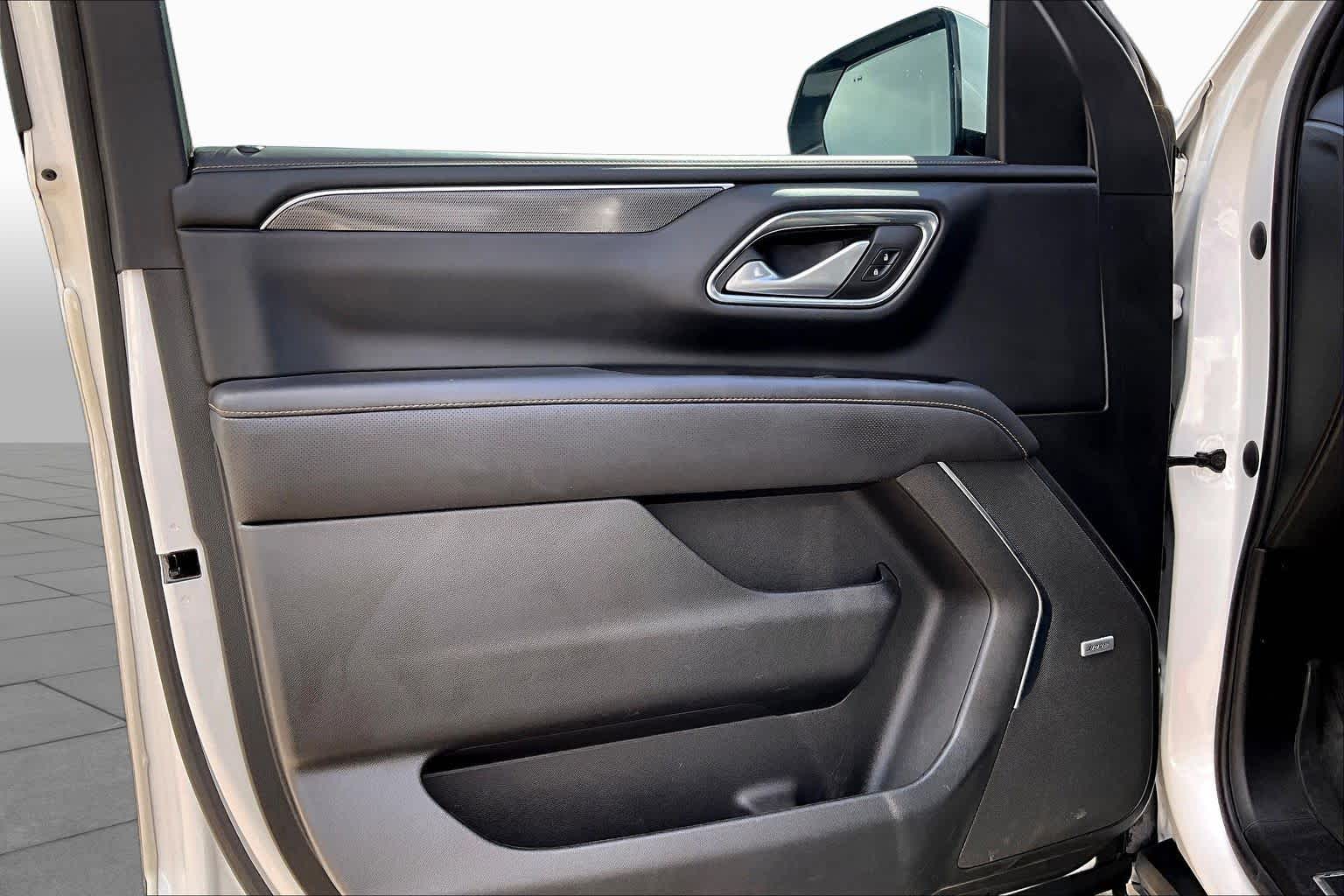 2022 GMC Yukon AT4 White Frost Tricoat at Mac Haik Ford