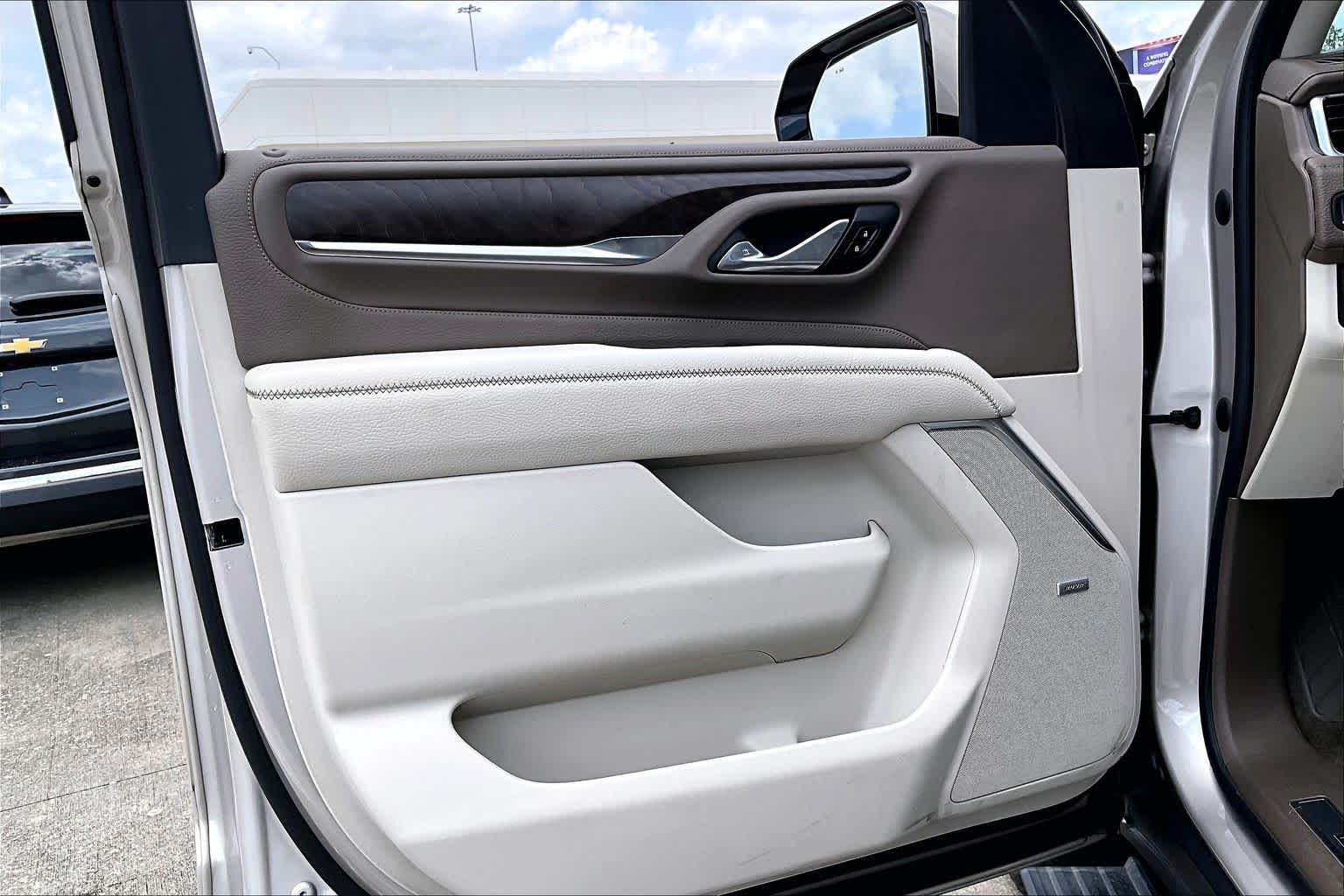 2021 GMC Yukon Denali Denali Pearl Beige Metallic at Group 1 GMC Buick South