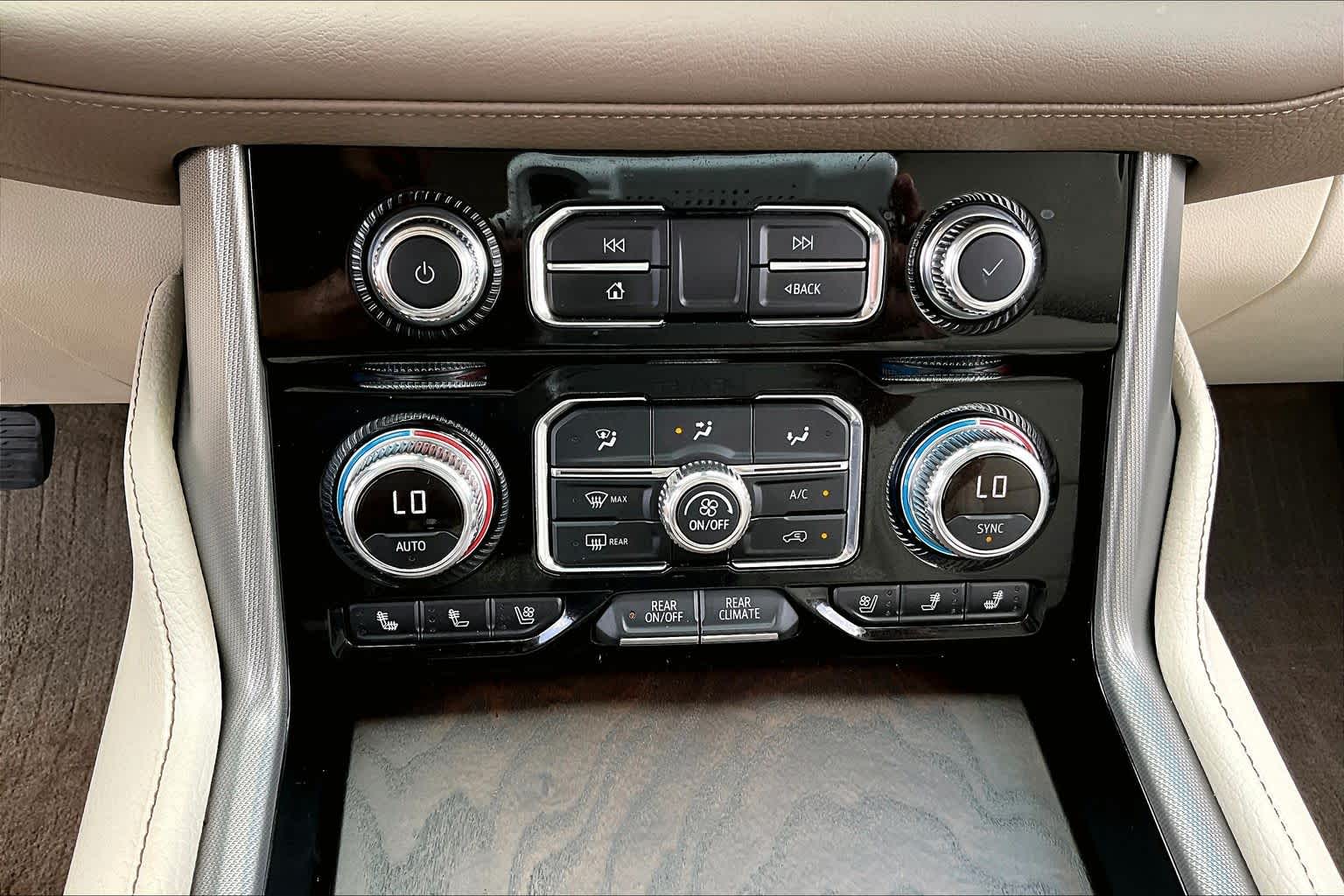 2021 GMC Yukon Denali Denali Pearl Beige Metallic at Group 1 GMC Buick South