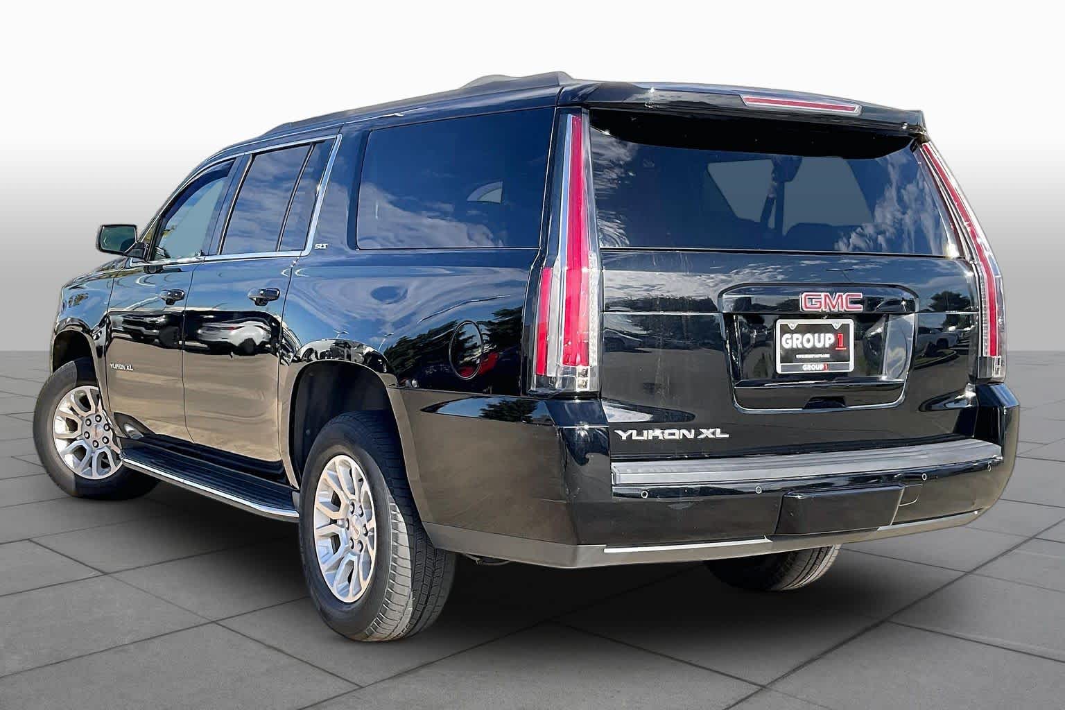 2018 GMC Yukon XL photo 11 of 35